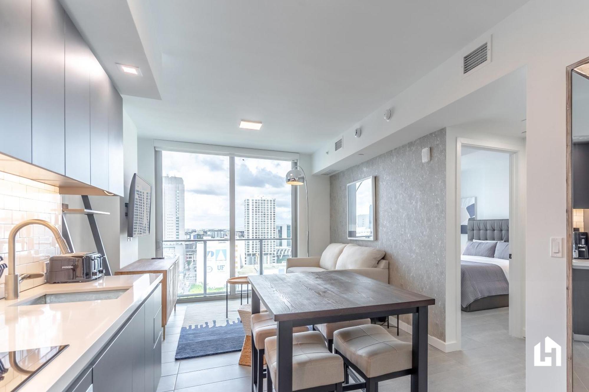 Downtown Miami Condos By Lua Host Exterior photo
